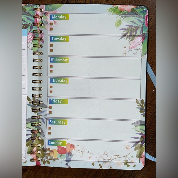 Weekly Planner Notebook - Picture 12 of 16